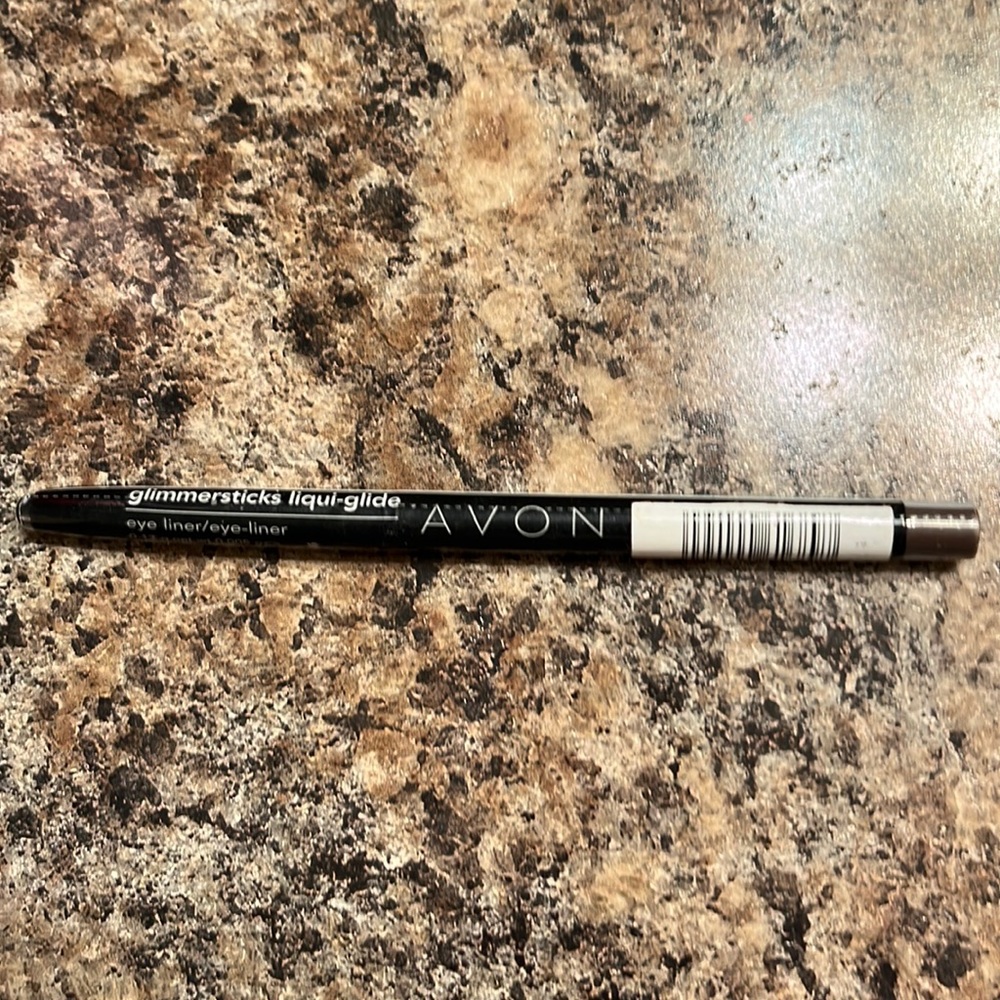 New!  Avon eyeliner.  Glimmer sticks.  Brown.